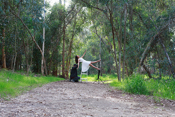 Levitation Photograhy (5)