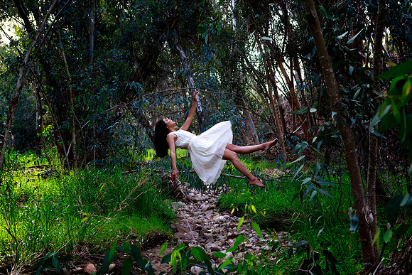 Levitation Photograhy (9)