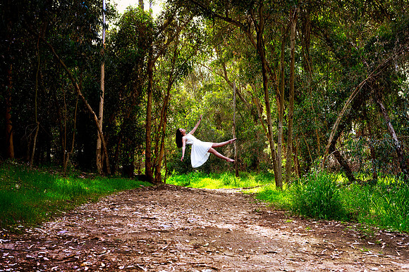 Levitation Photograhy (6)